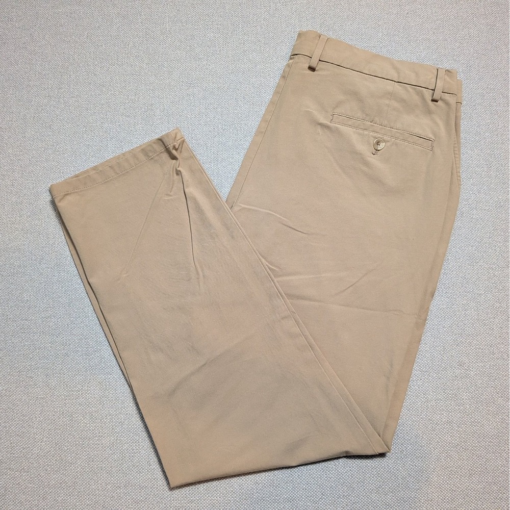 Jos A Bank Traveler Pants Mens 36x30 Khaki Tailored Fit Flat Front Stretch